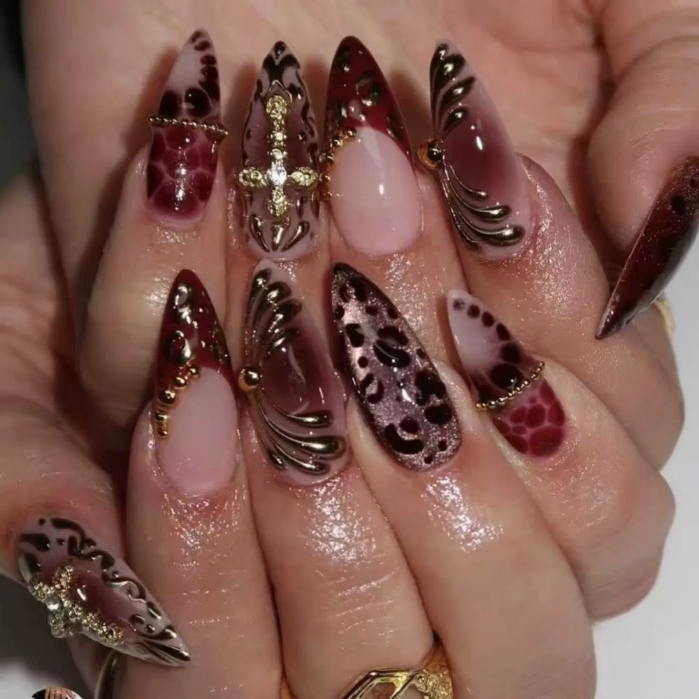 Nail Art Overlay - 24Pcs Short Almond Fake Nails Butterfly